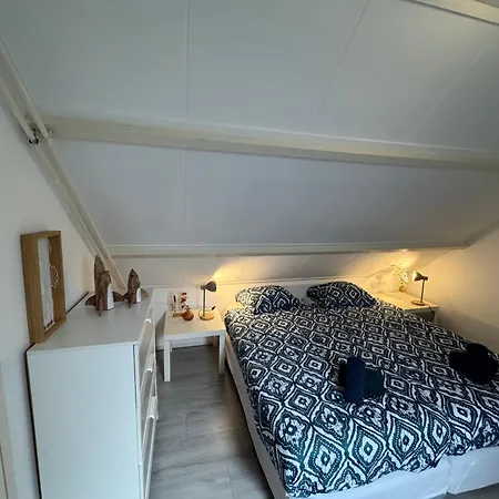 Zon Zee En Duin Egmond Strandhuisje