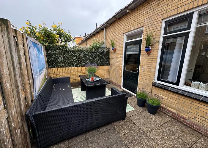 Zon Zee En Duin Egmond Strandhuisje דירה אגמונד אן זי